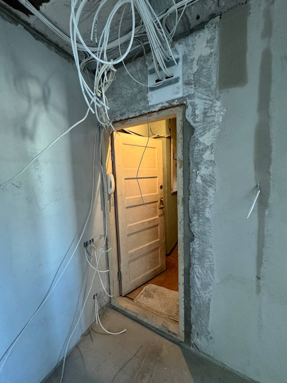 ENNE — Esik — kalasaba